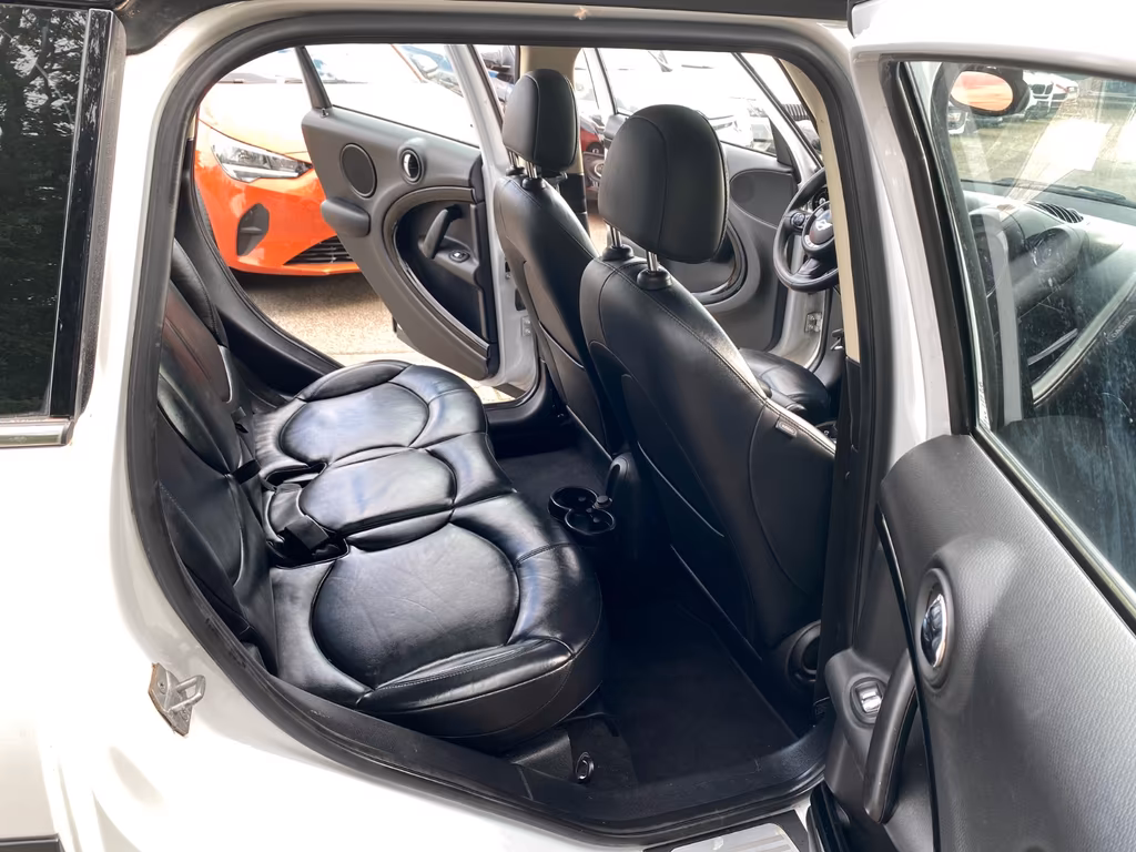 MINI Cooper Countryman
