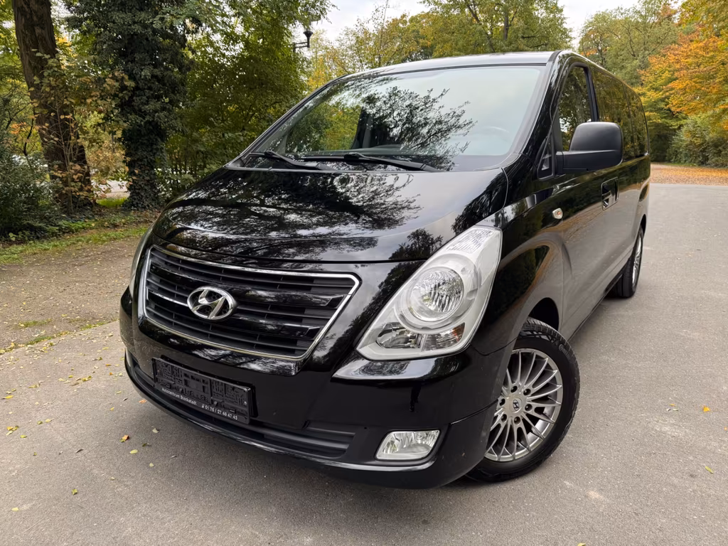 Hyundai H-1 Starex
