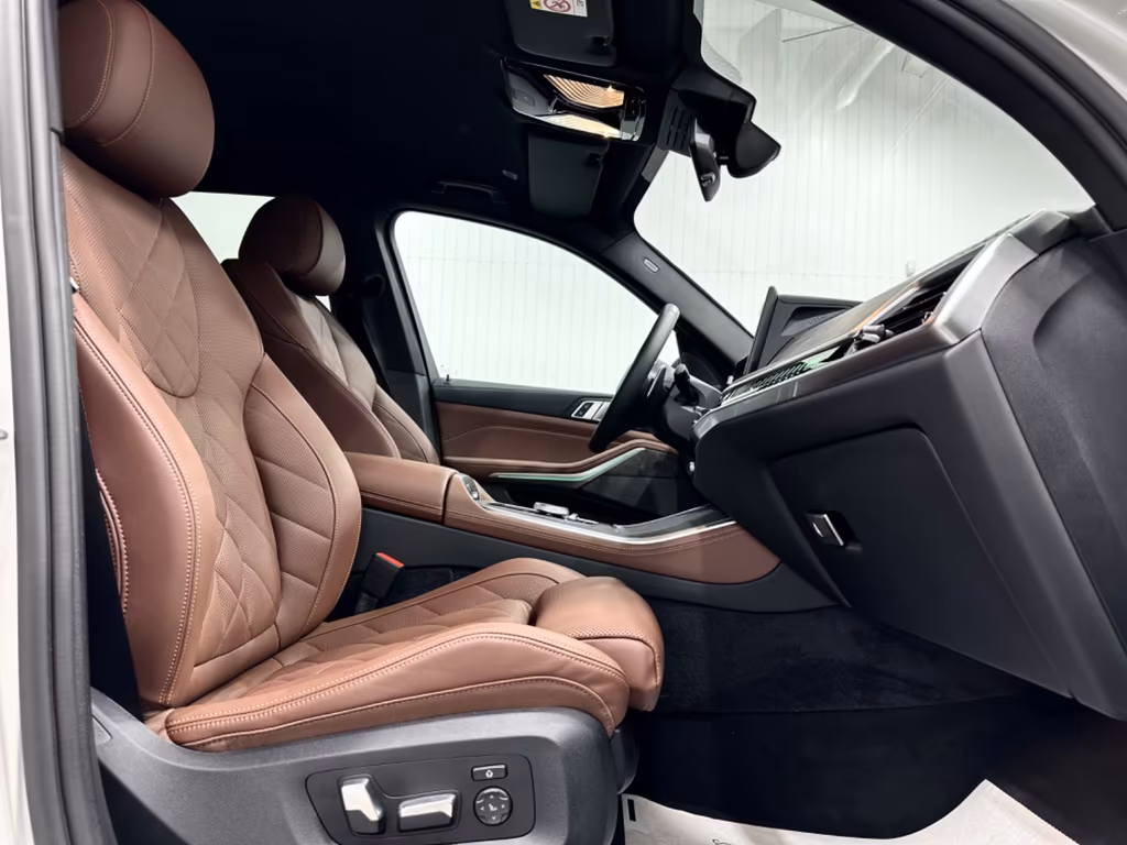 BMW X5 M60
