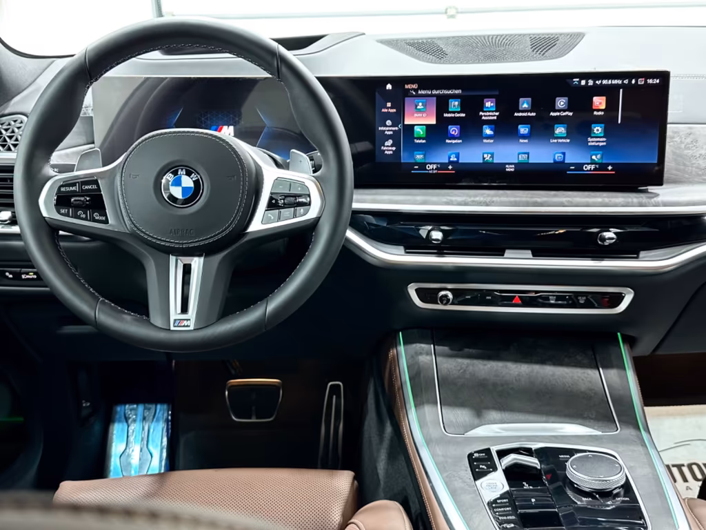 BMW X5 M60
