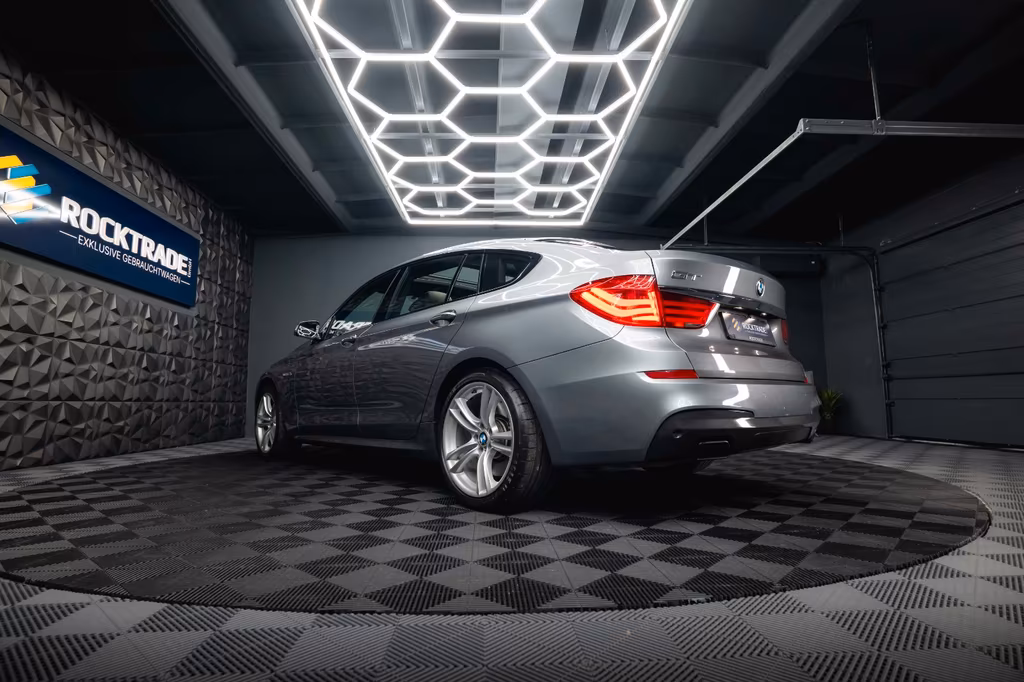BMW 550