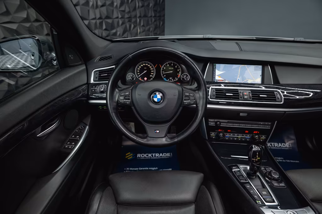 BMW 550