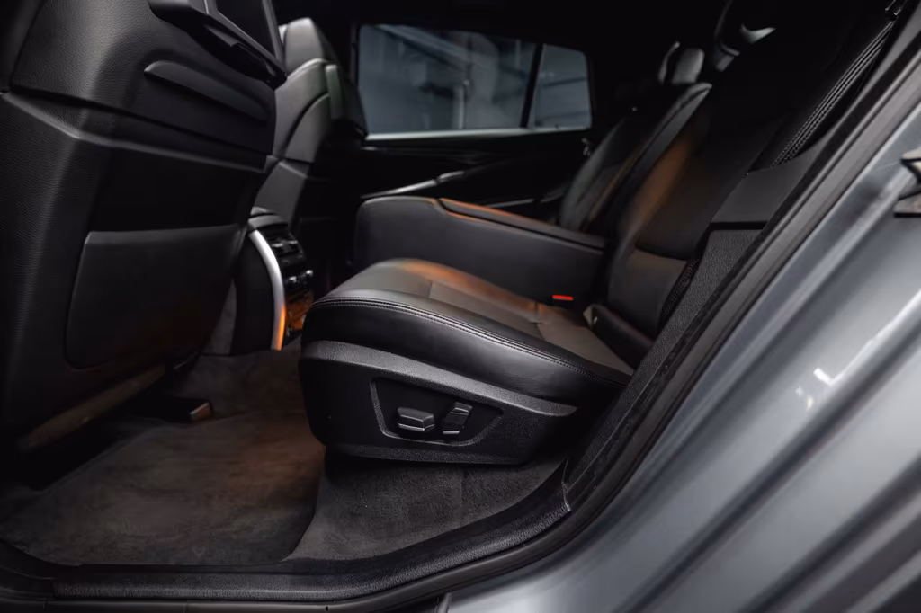 BMW 550