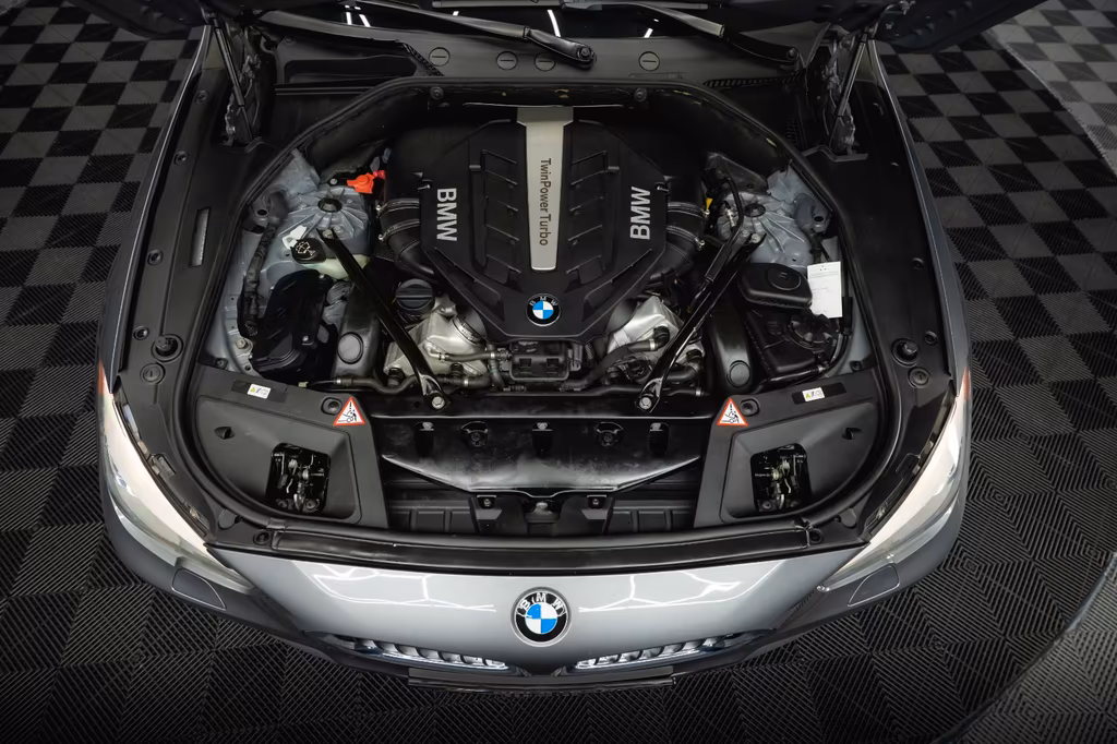 BMW 550