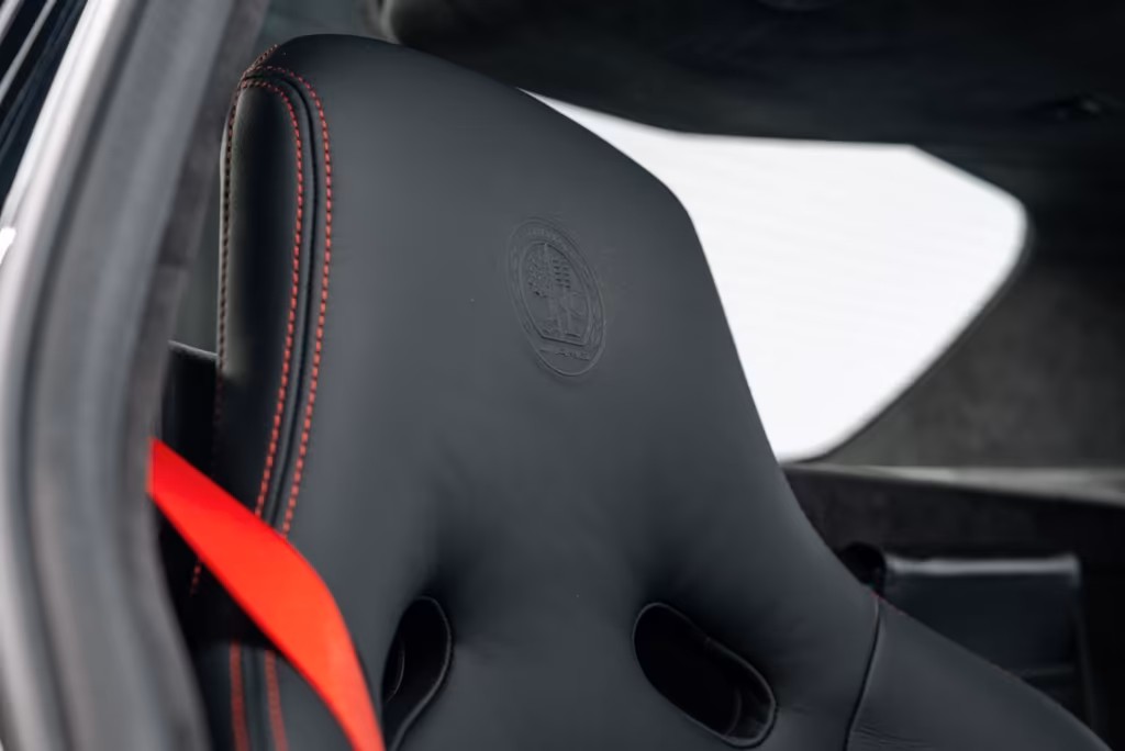 Mercedes-Benz SLS AMG