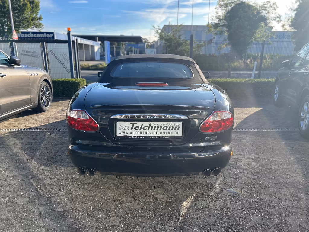 Jaguar XK