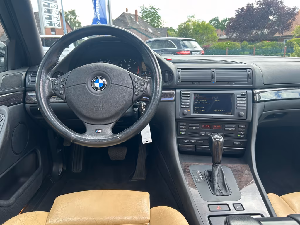 BMW 735