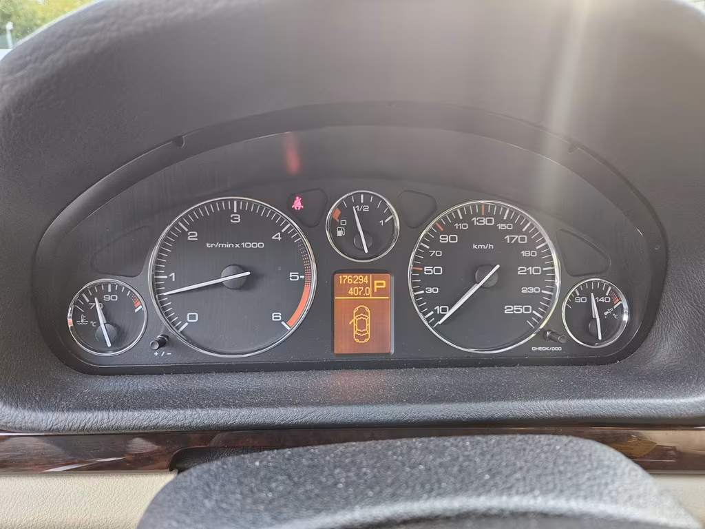 Peugeot 407