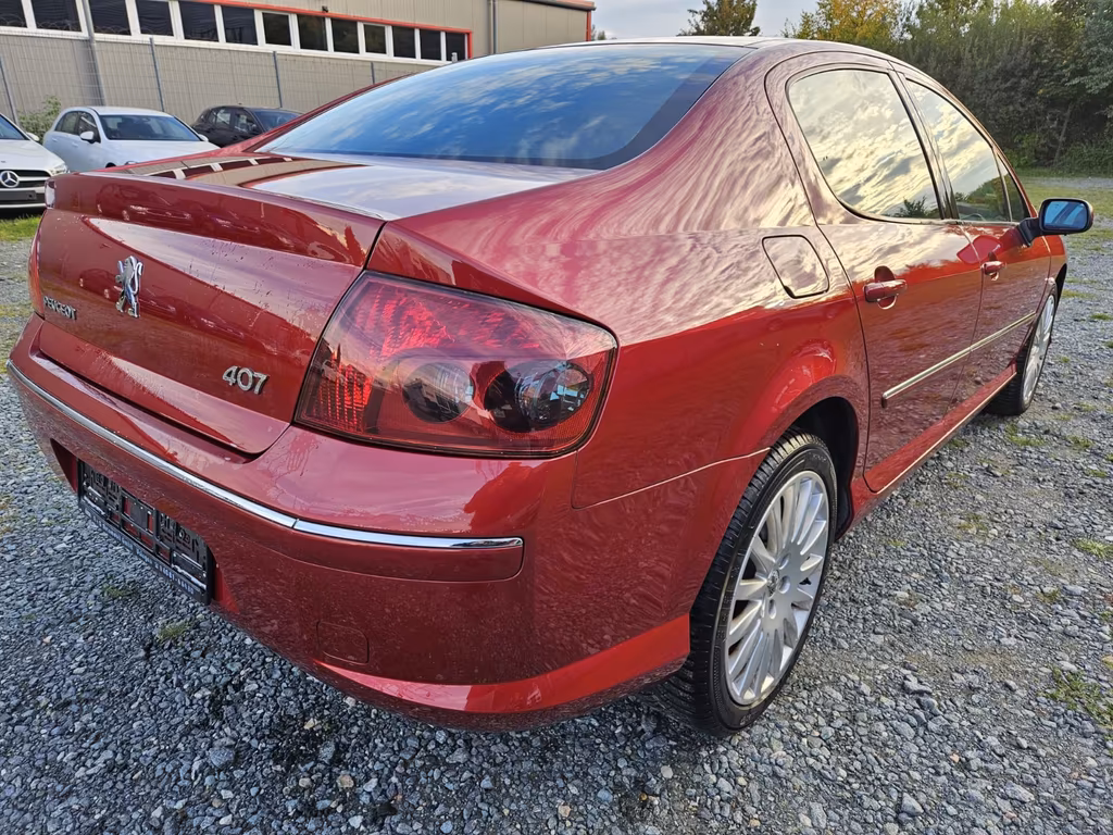 Peugeot 407