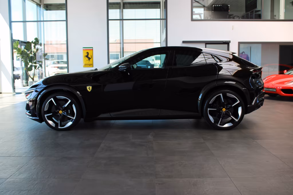 Ferrari Purosangue