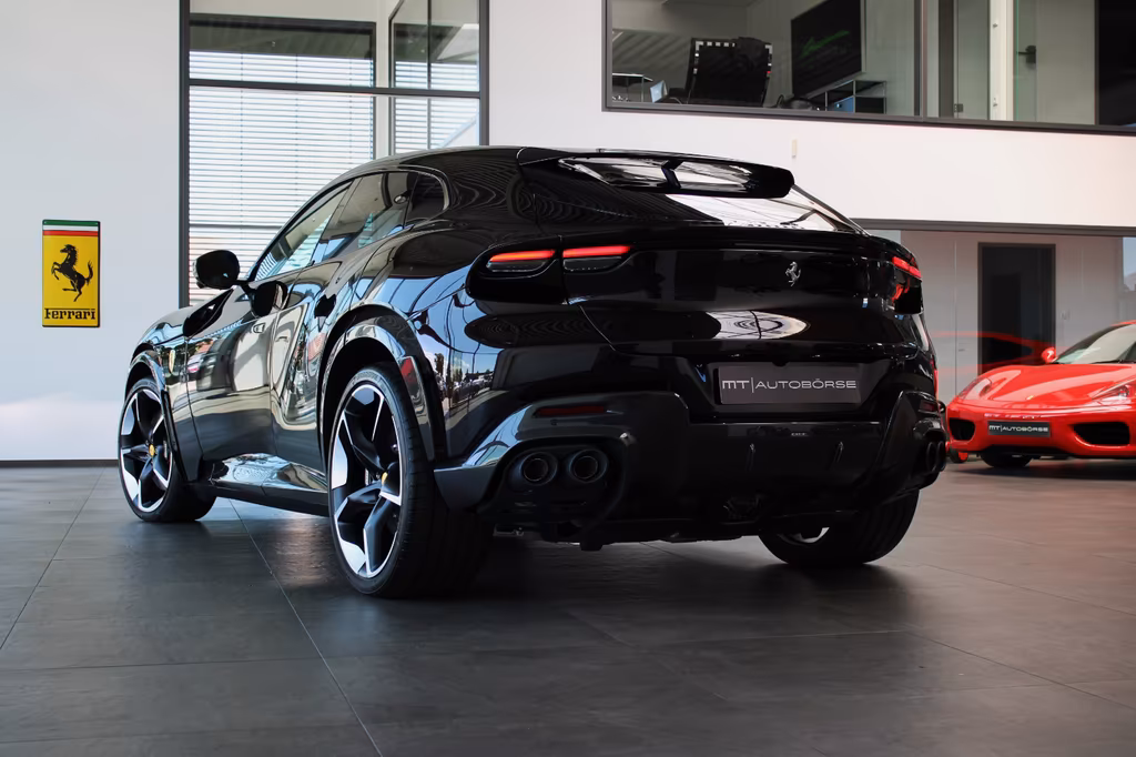 Ferrari Purosangue