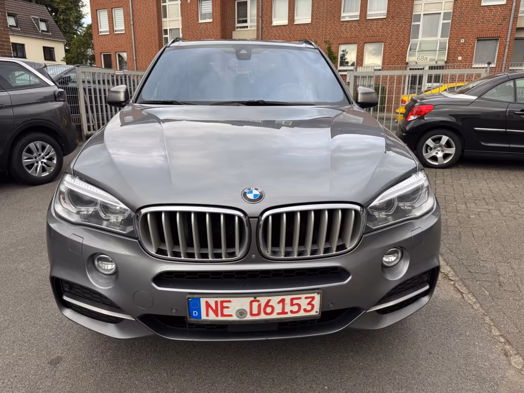 BMW X5 M50