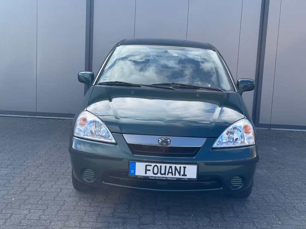 Suzuki Liana