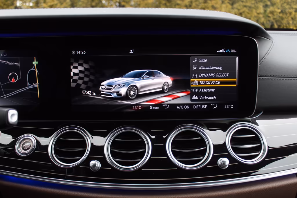 Mercedes-Benz E 63 AMG