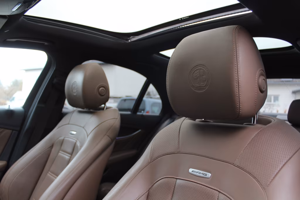Mercedes-Benz E 63 AMG