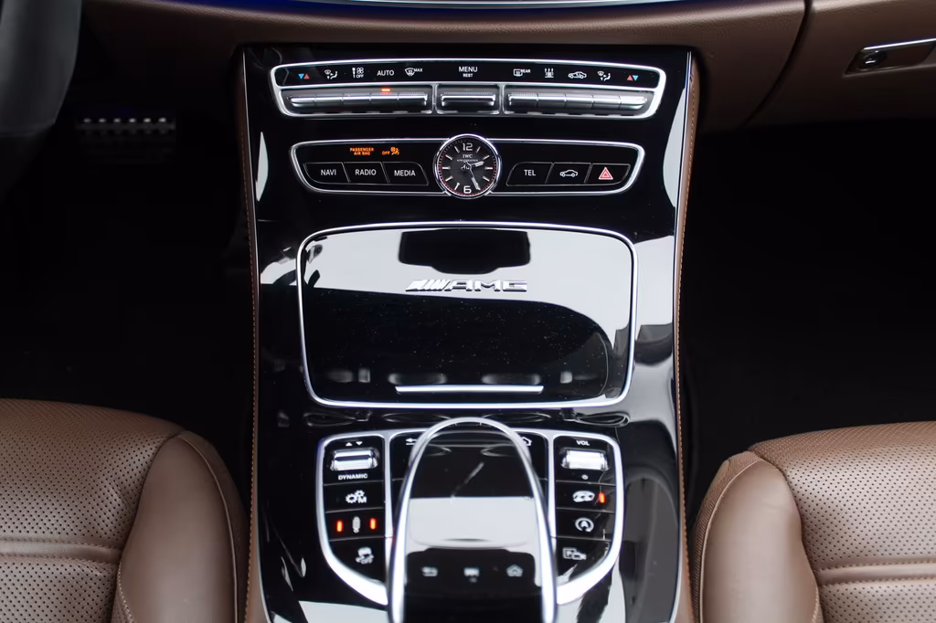 Mercedes-Benz E 63 AMG