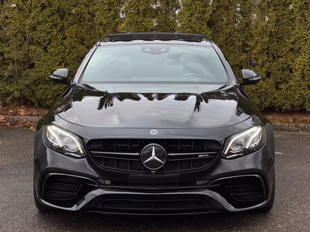 Mercedes-Benz E 63 AMG