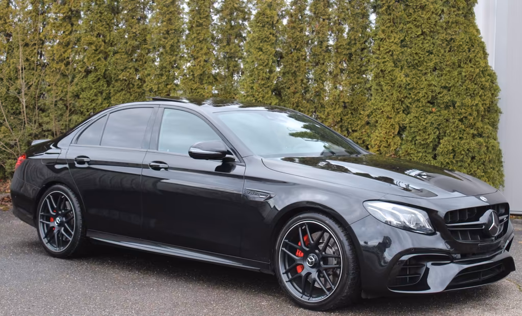 Mercedes-Benz E 63 AMG