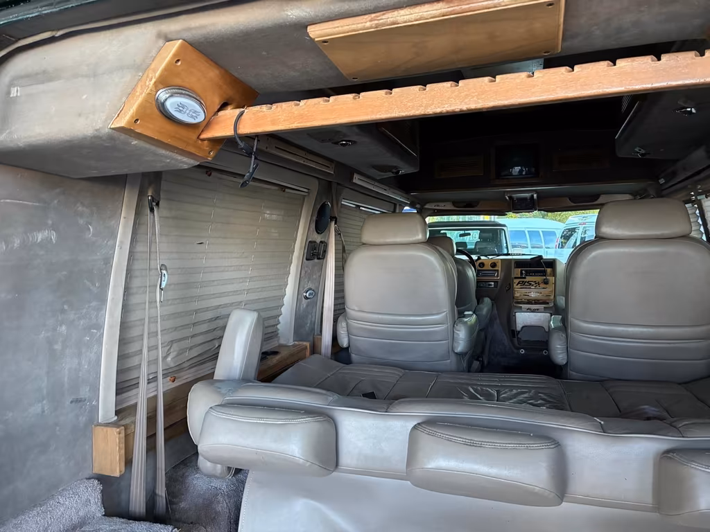 Chevrolet Chevy Van