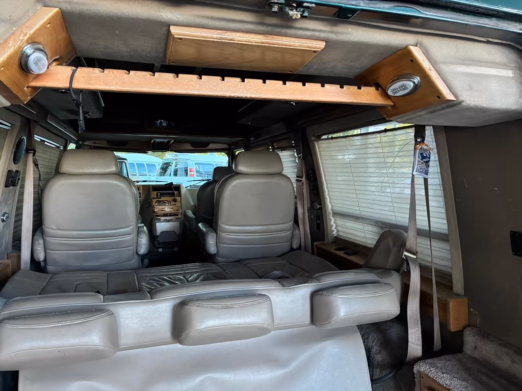Chevrolet Chevy Van