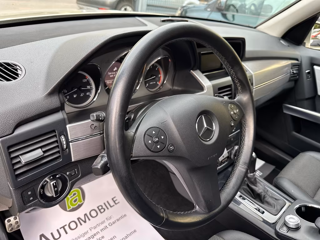 Mercedes-Benz GLK 220