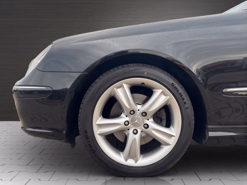 Mercedes-Benz CLK 320