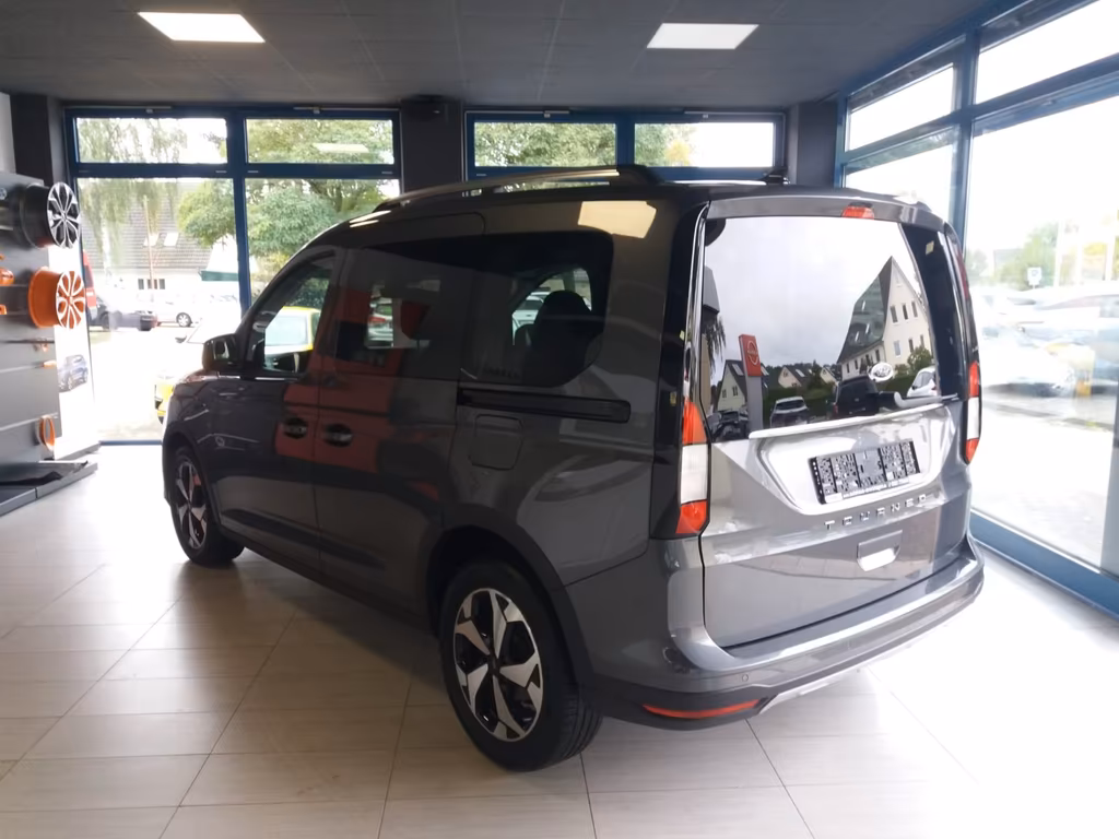 Ford Tourneo
