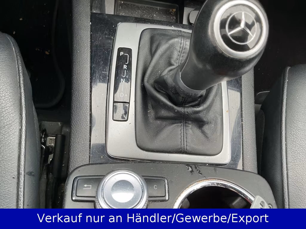 Mercedes-Benz GLK 320