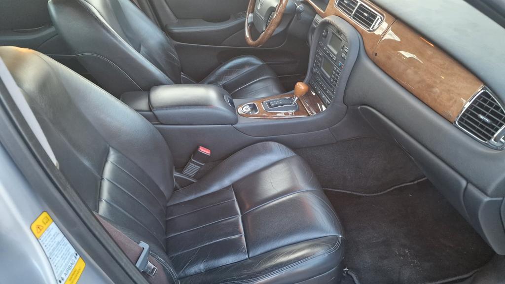 Jaguar S-Type