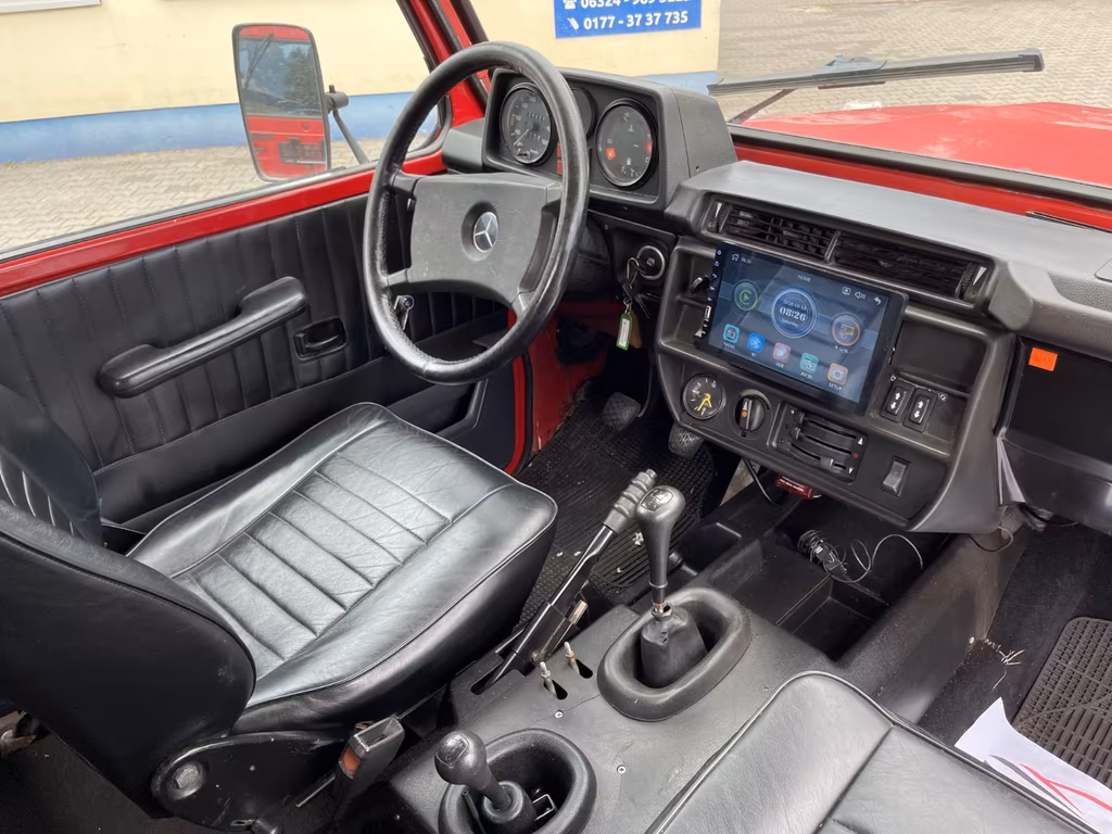 Mercedes-Benz G 240