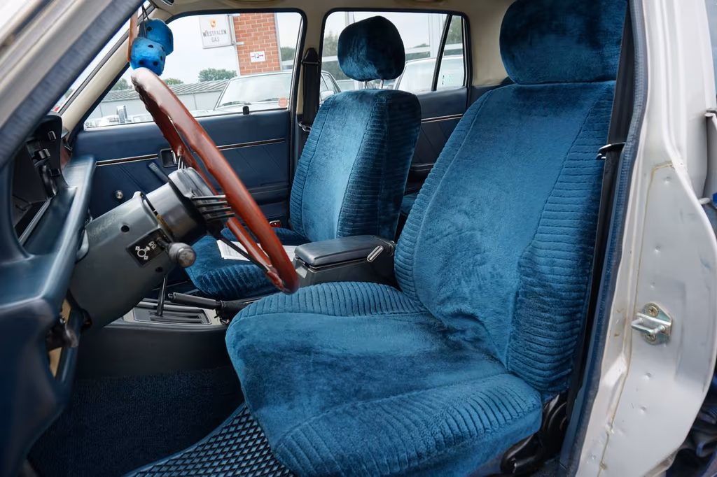 Mazda 929