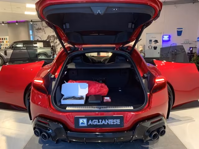 Ferrari Purosangue