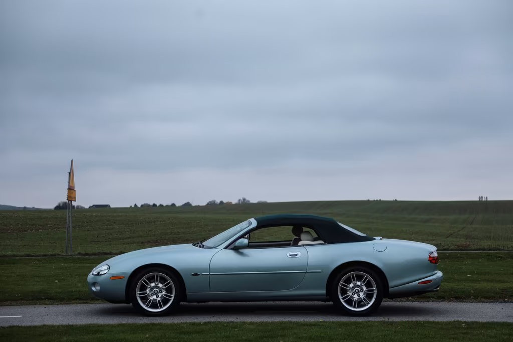 Jaguar XK8