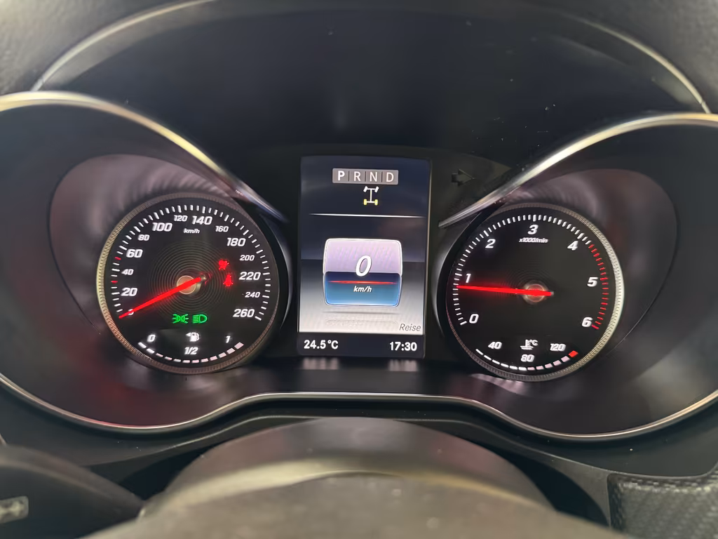 Mercedes-Benz X 250