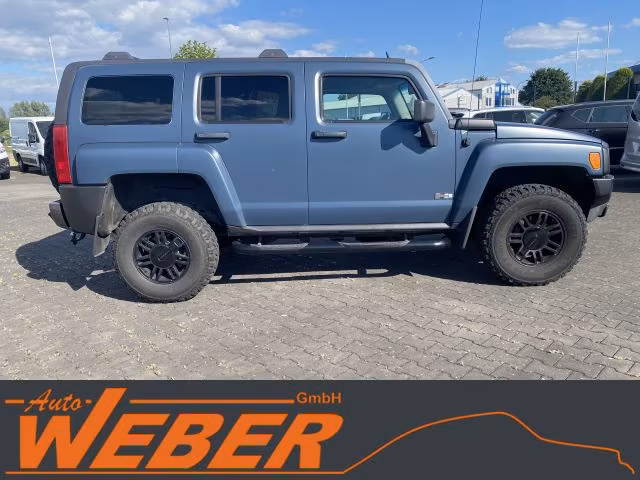 Hummer H3