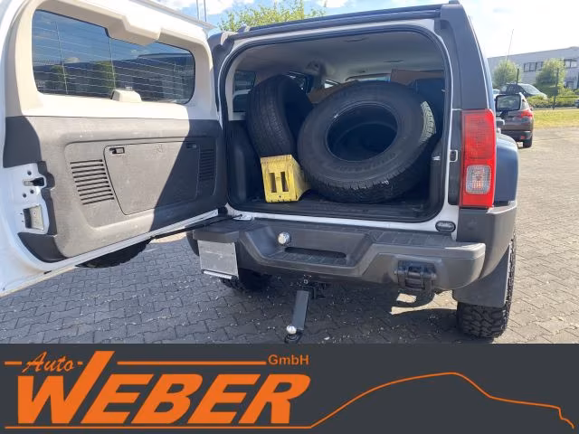Hummer H3