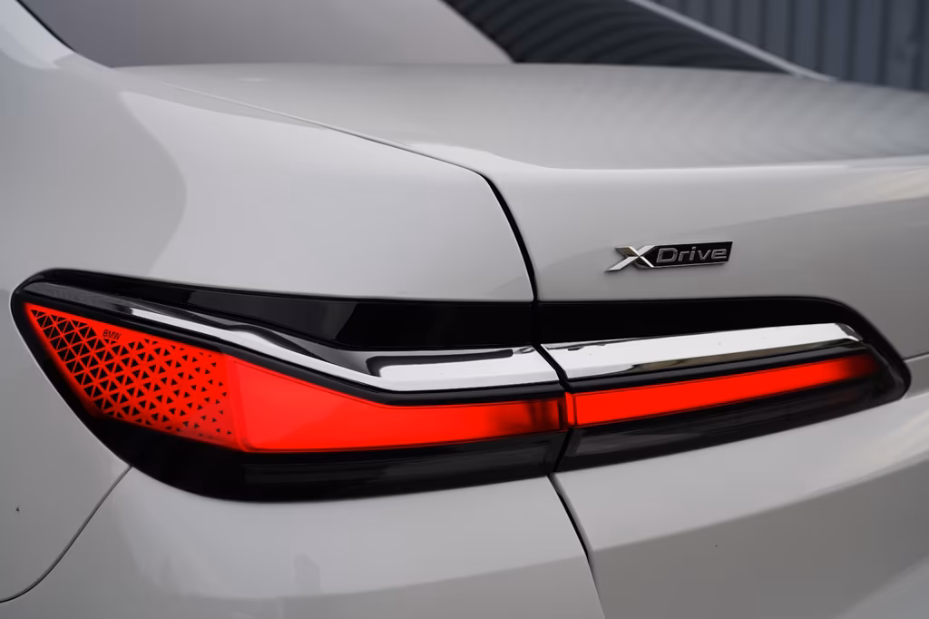 BMW 740