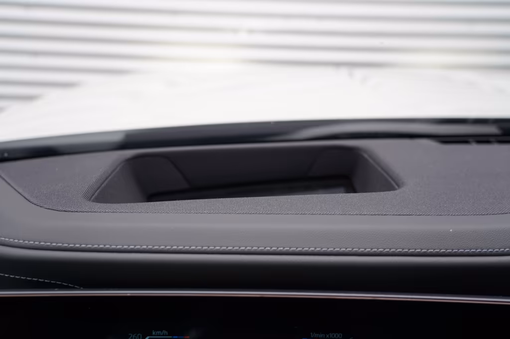 BMW 740