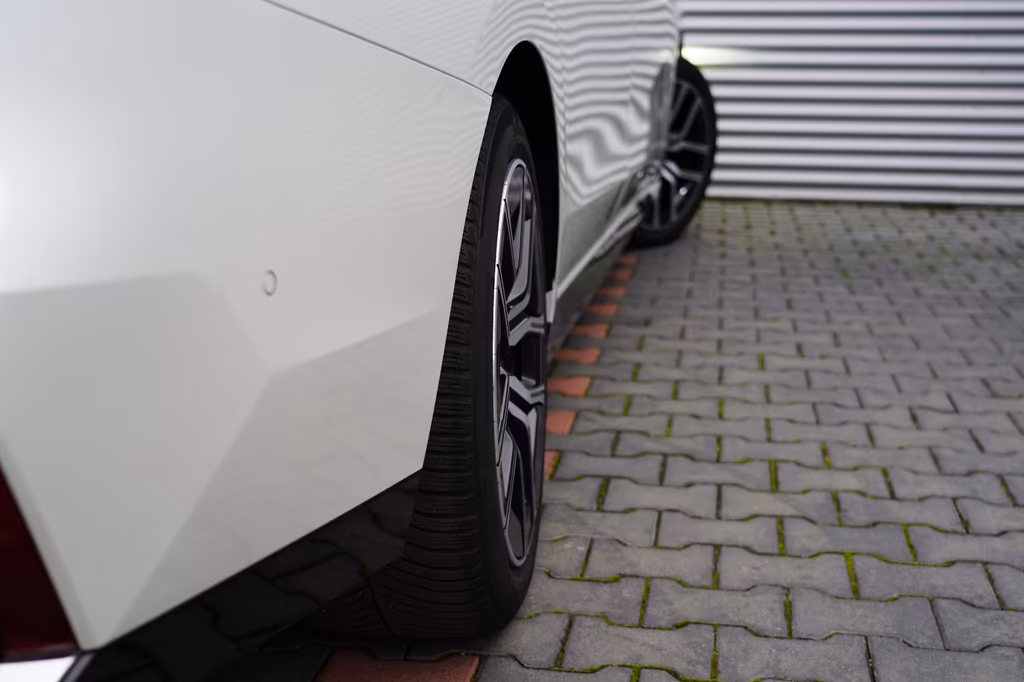 BMW 740
