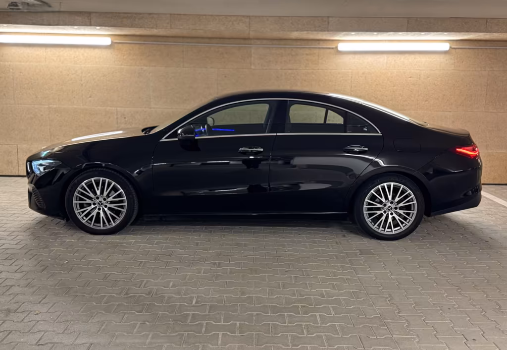 Mercedes-Benz CLA 180