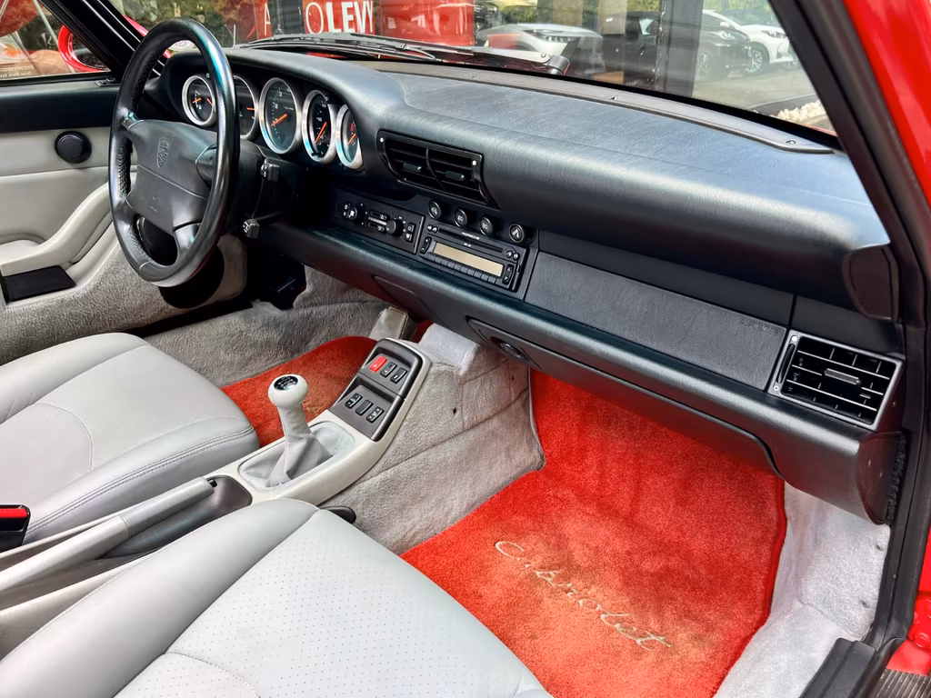 Porsche 993