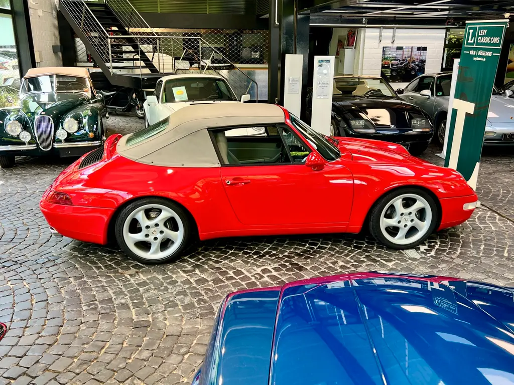 Porsche 993