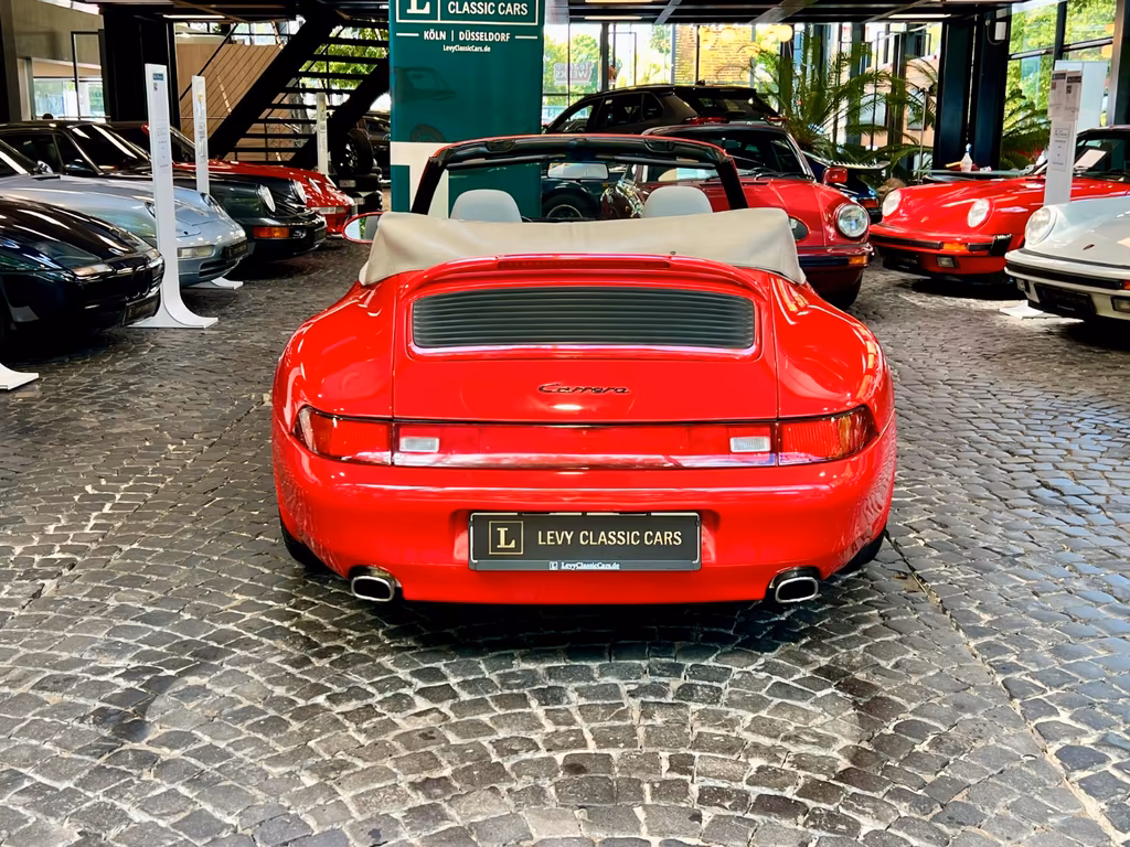 Porsche 993