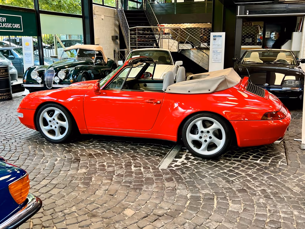 Porsche 993