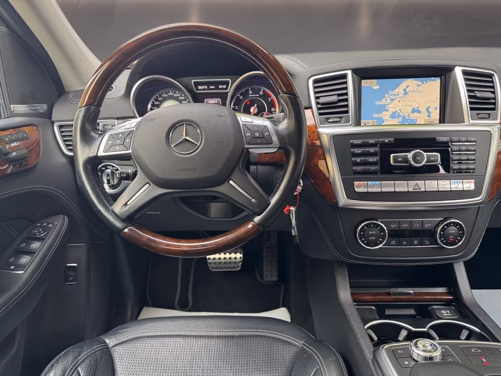 Mercedes-Benz ML 63 AMG
