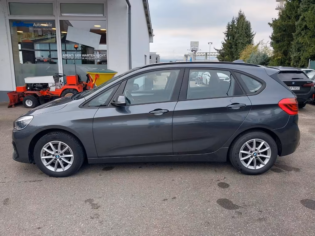 BMW 216