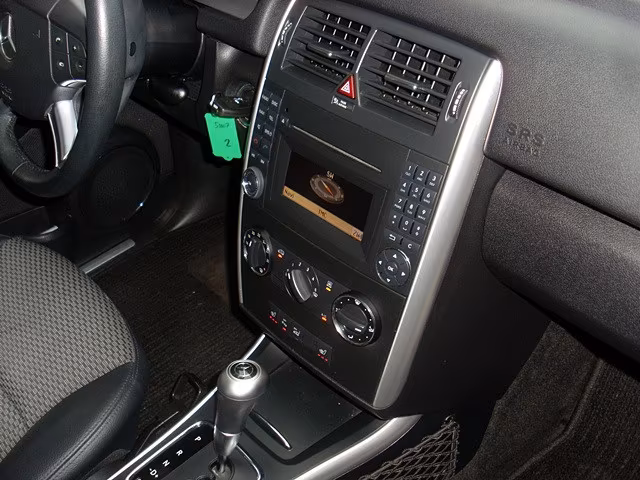 Mercedes-Benz B 160