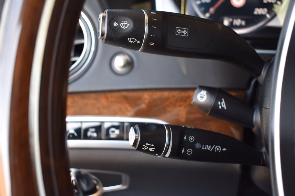 Mercedes-Benz S 600