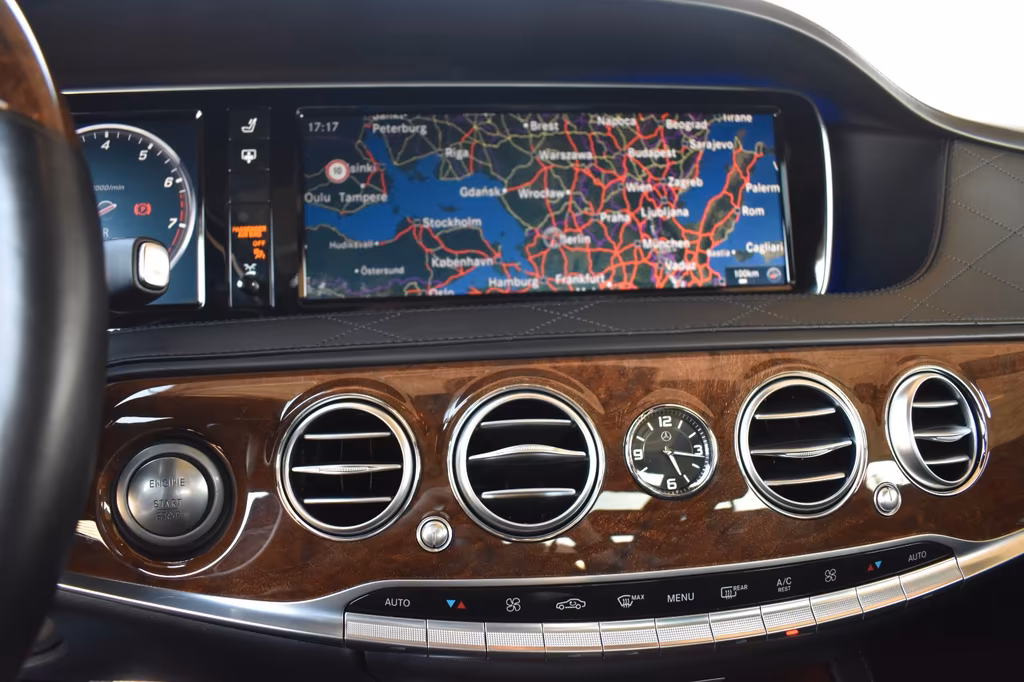 Mercedes-Benz S 600