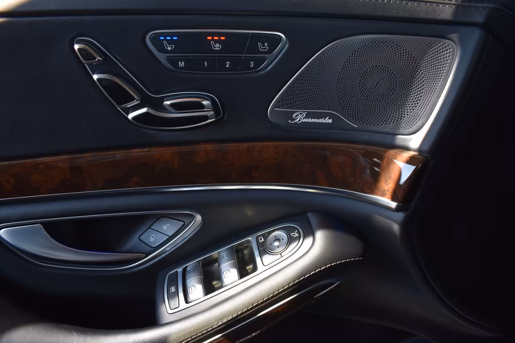 Mercedes-Benz S 600